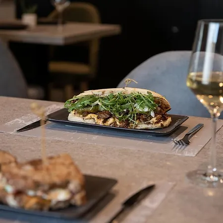 Hotel Morum Chania 4*