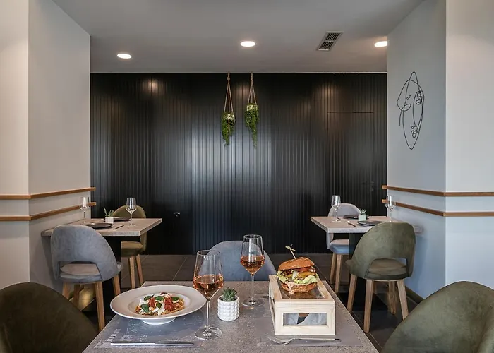 Hotel Morum Chania 4*