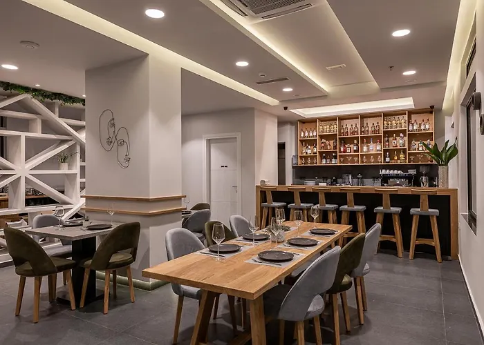 Morum Chania Hotel 4*